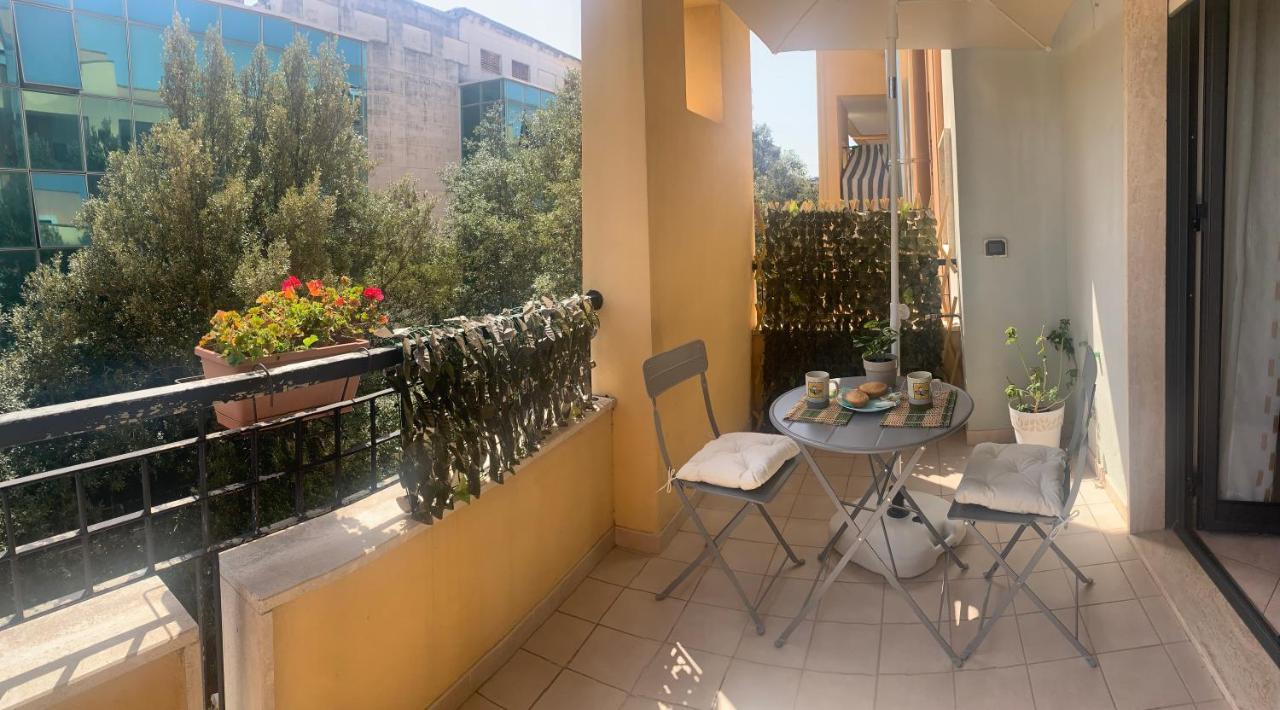 La Dimora Di Paola Apartman Lecce Kültér fotó