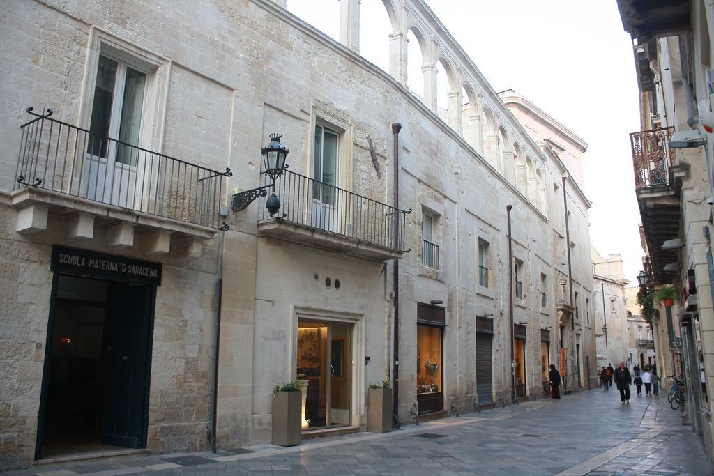 La Dimora Di Paola Apartman Lecce Kültér fotó