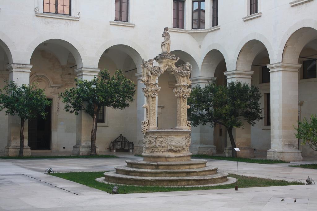 La Dimora Di Paola Apartman Lecce Szoba fotó