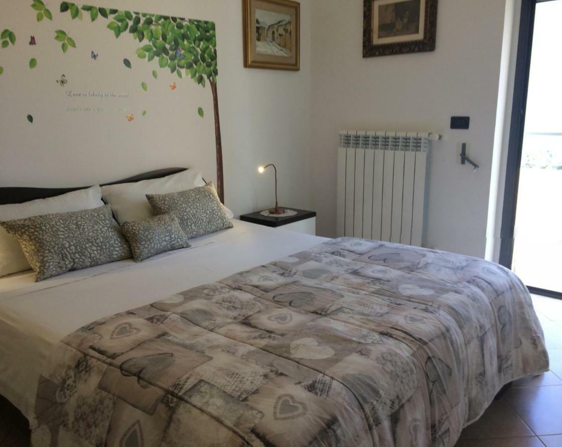 La Dimora Di Paola Apartman Lecce Kültér fotó